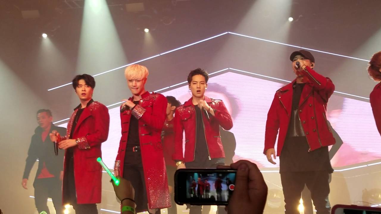 (Fancam) GOT7 FLY IN NYC DAY 2{Put them Up+Turn Up The Music+Girls, Girls, girls}