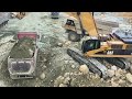 Cat 385C Excavator Loading Trucks And Dumpers - Kivos Ate