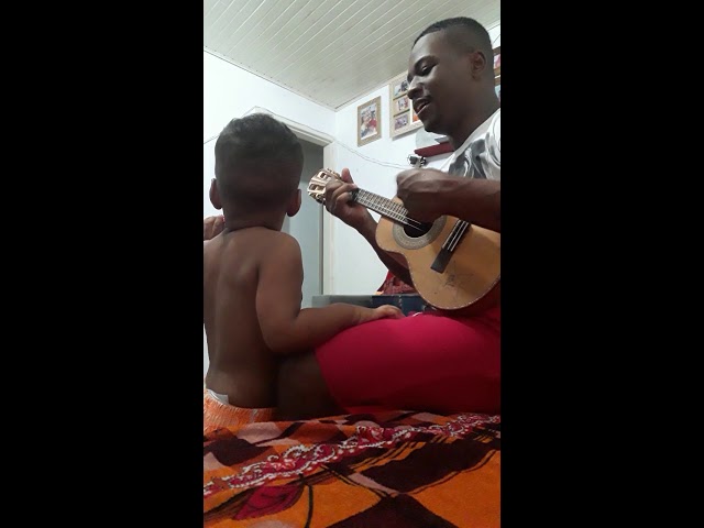 CURTINDO MEU FILHÃO KKKK MUSICA DA GALINHA PINTADINHA