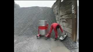 DS2720 Industrial Vacuum by Ruwac (In Action)