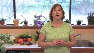 Garden & Lawn Maintenance : Types of Iris Plants
