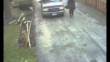 AXIS 211M   192 168 2 14 2011 12 19 13 34 45 189