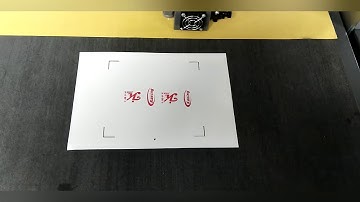 Jinka Flatbed cutting plotter JK6090 - Operation video