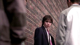 видео: Весь город ненавидит парня за то, что он совершил в 10-летнем возрасте картинка: Весь город ненавидит парня за то, что он совершил в 10-летнем возрасте