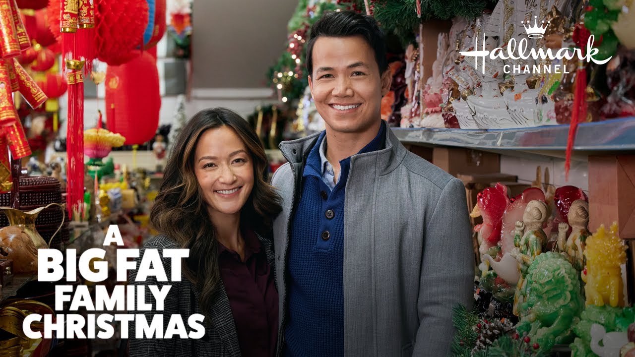 Preview - A Big Fat Family Christmas - Hallmark Channel