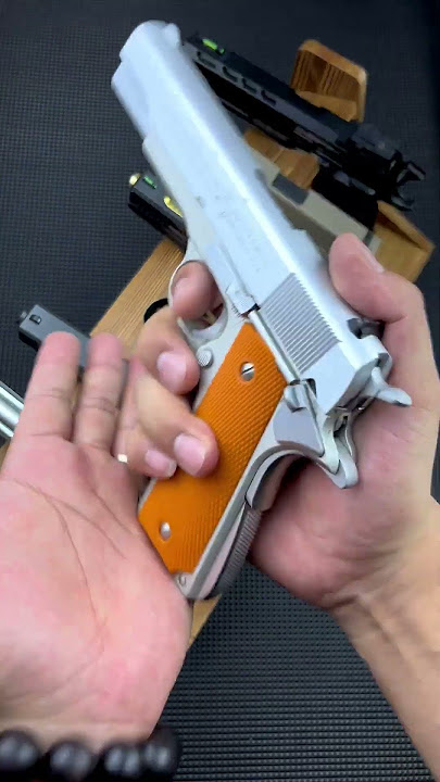 M1911 toy gun !