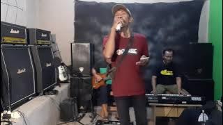 Gitarisnya GAK BISA lagu AKU di Barat Engkau di Timur Asep Irama vokal Mas Pur Kumis