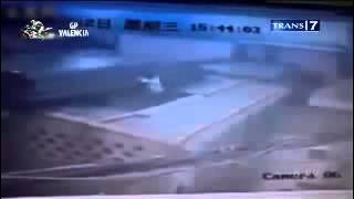 CCTV TRANS 7 Kejadian Lucu di jalan terekam cctv