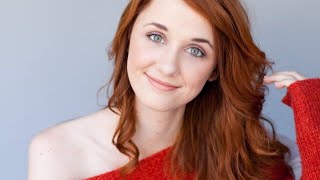 Laura Spencer's Bikini Photos Which Are Inappropriate For Even Adults