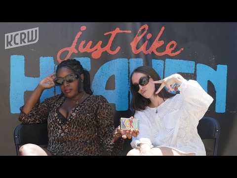 Coco & Clair Clair Explain Their Career Using an iPod
