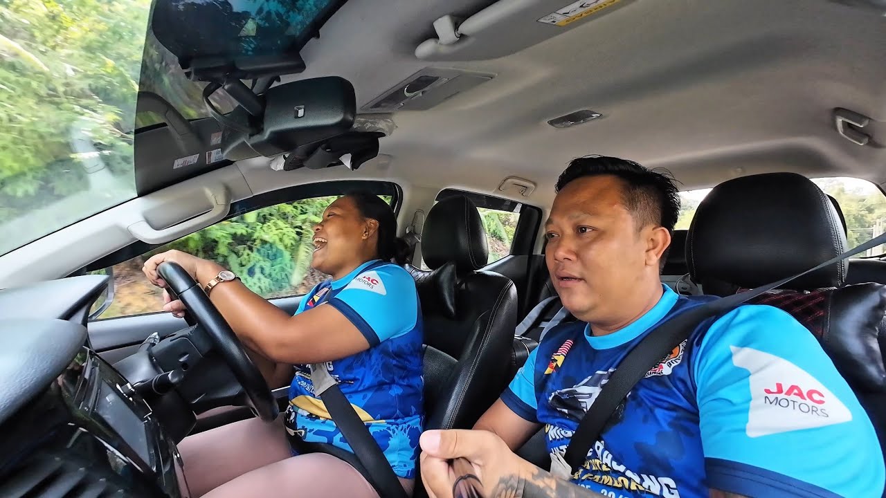 MUKI PANDU KERETA SENDIRI PULANG KAMPUNG DI PAKAN LAMA TAK JUMPA MAK&BAPAK // 
