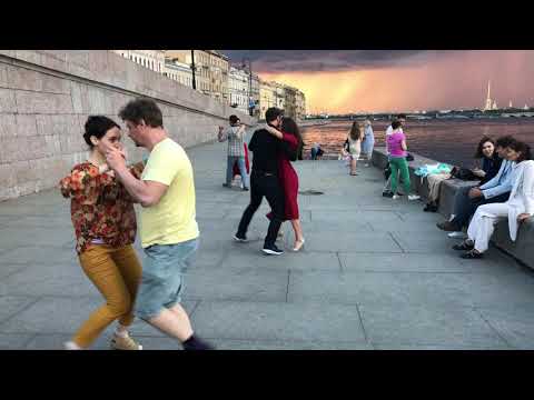 Video: Argentinski Tango Prinaša Harmonijo V Odnosih