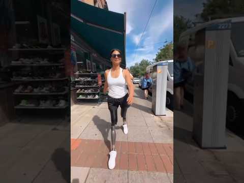From Wheelchair to Walking: Hülya Tries the Genium X4 🦿🔥 #GeniumX4 #Ottobock #ProsthesisRevolution