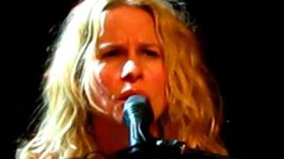 Vonda Shepard - You Belong to Me - Bucharest 2010