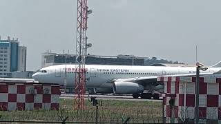 中國東方航空  A330-243