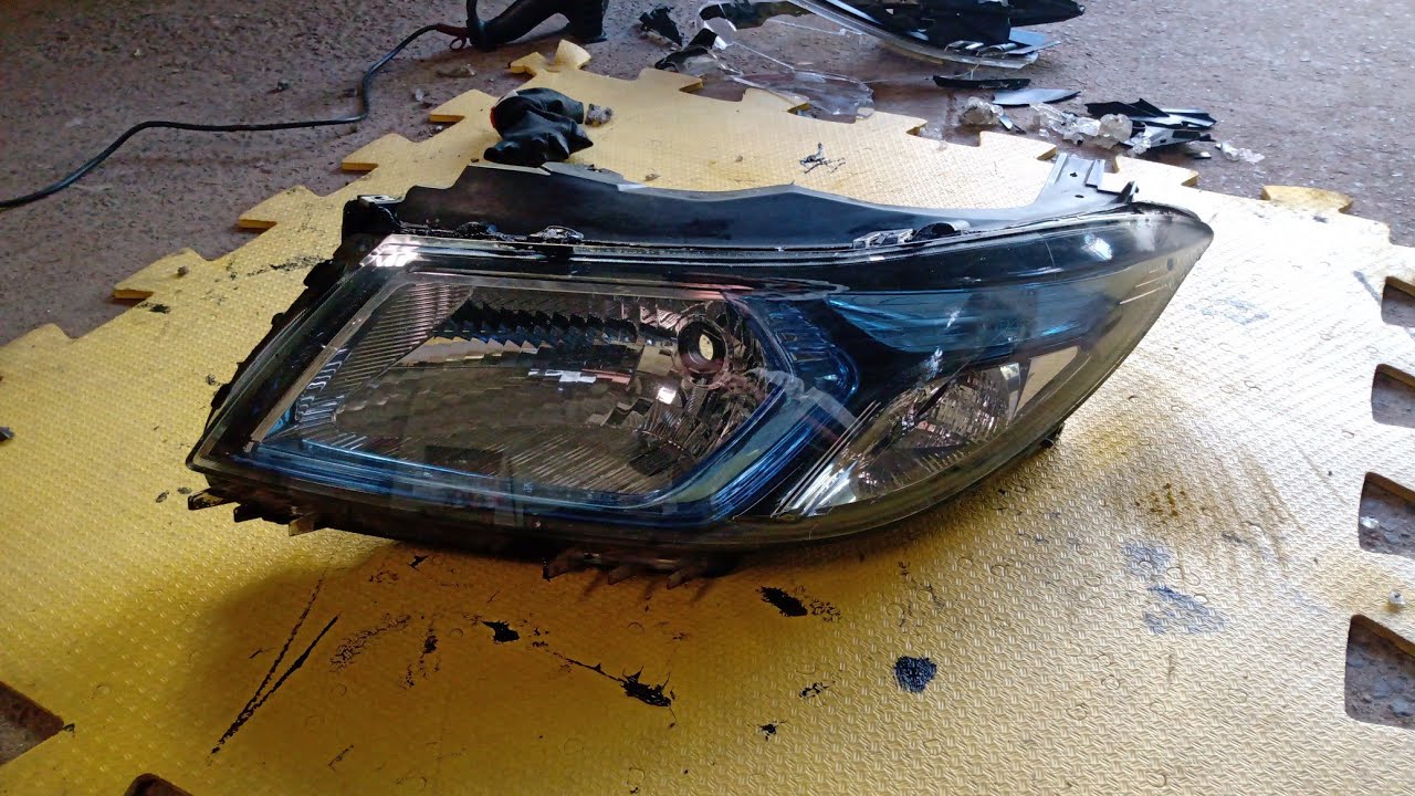 Farol Onix com máscara negra