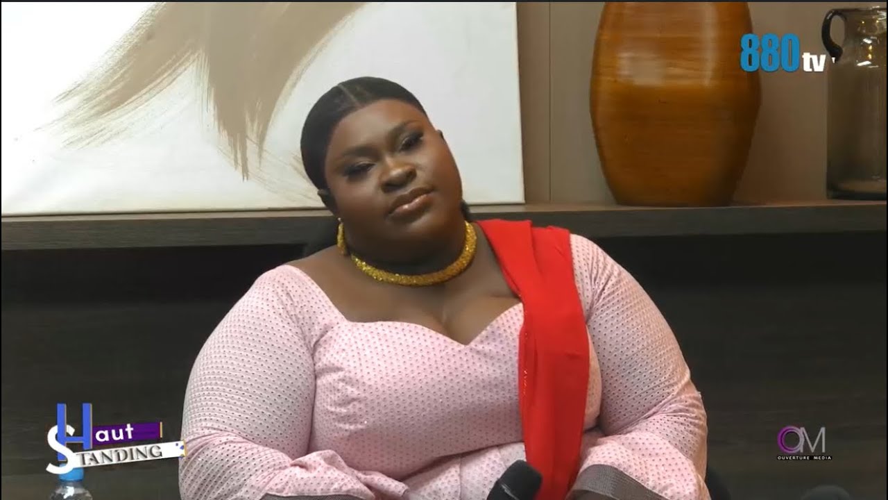 #880 TV / OM TV : ROKIA KOUYATE & sa GRIOTTE DJENEBA DIABATE DANS L'EMISSION HAUT STANDING