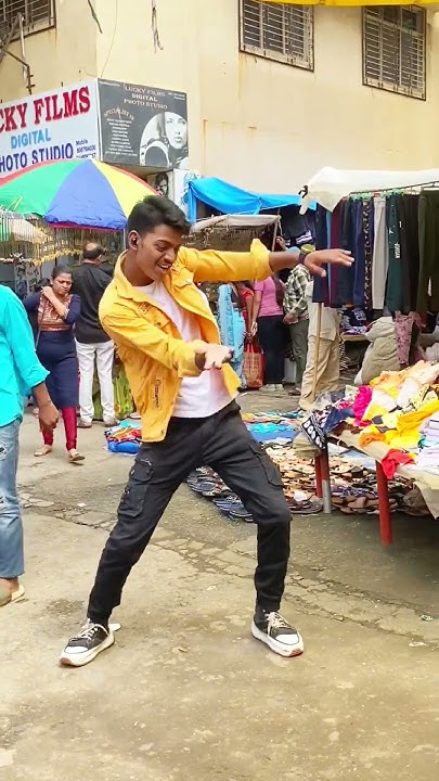 Kiya Kiya Aaja Kiya Aaja Kiya Re Sanam kiya Kiya aaja kiya aja kiya re Sanam #trending #viral #dance #love