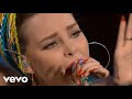 Belinda - En La Obscuridad (Official Video) Live | Princesa Del Pop Latino