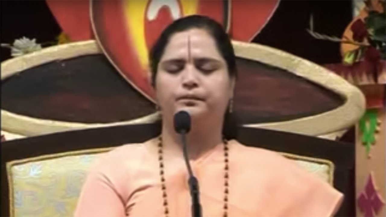 Bhaj Mann Charan Kamal Avinaashi| Hindi Bhajan of Sant Meera Bai