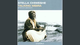 Vignette de la vidéo "Stella Chiweshe - Musandifungise"