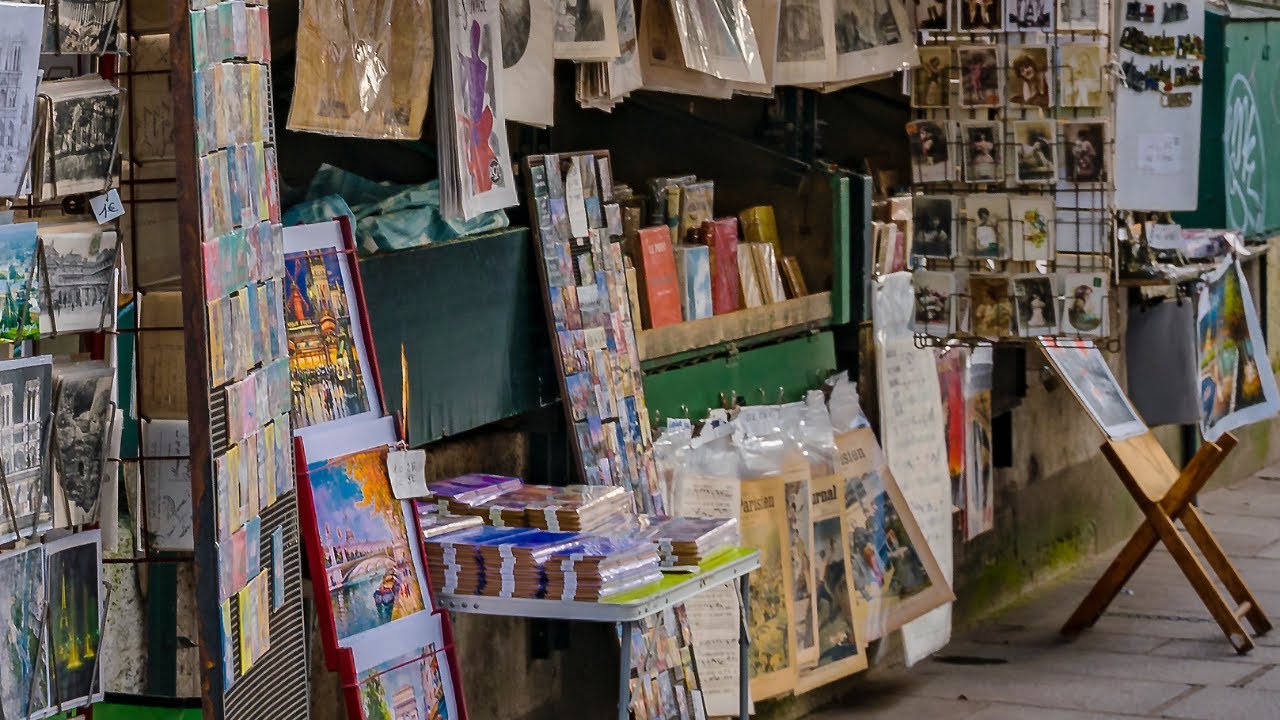 Paris 2024 : les bouquinistes pourront finalement rester sur les quais de Seine