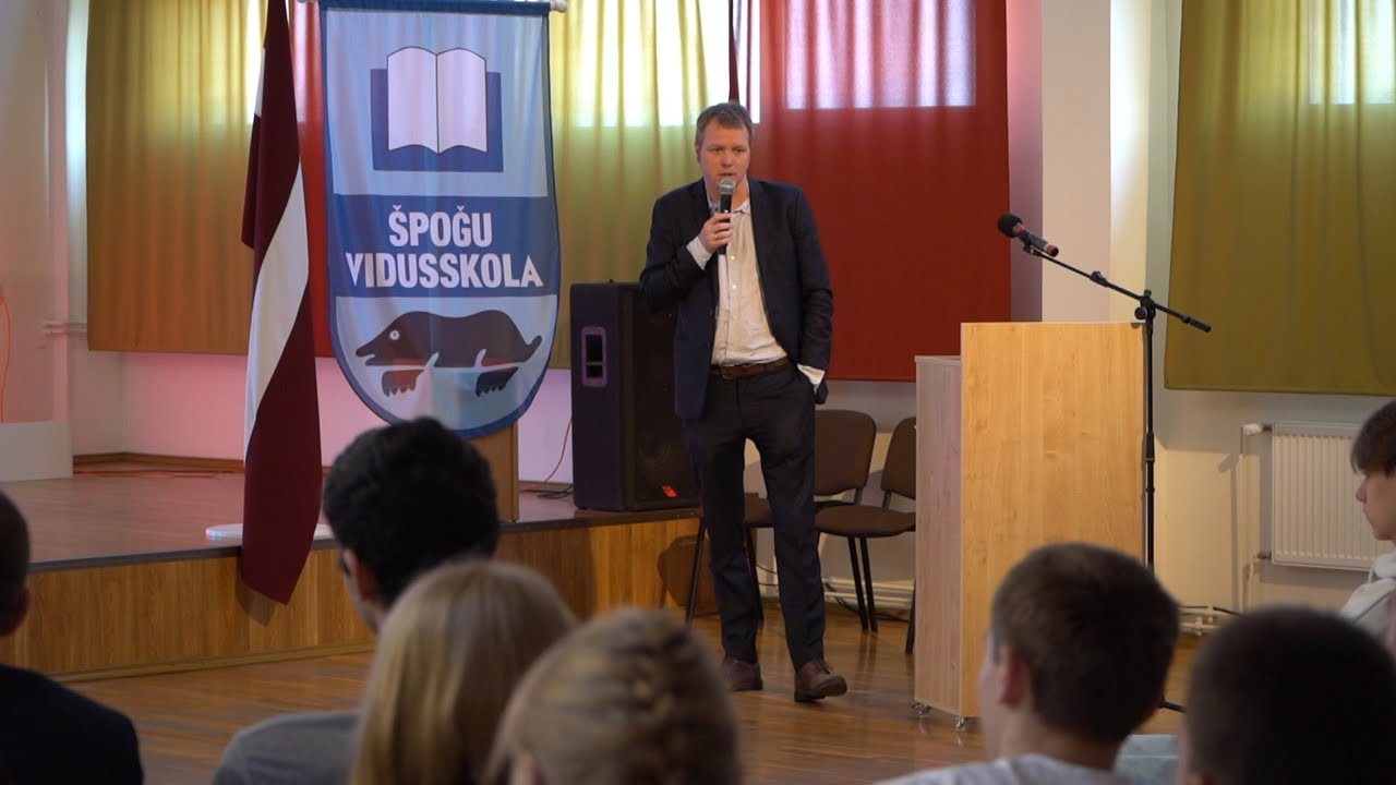 Satversmes tiesa reģionālās vizītēs izglītos jauniešus