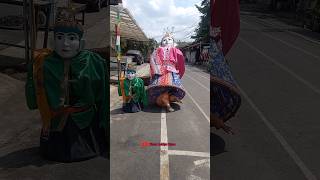 Dede Vio Pakai Topeng Keluar Ondel - Ondel#shortvideo#ondelondelbetawi#viralshort
