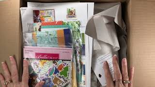 Adventure Awaits Mini Album Kit Unboxing - Mom & Me Scrapbooking