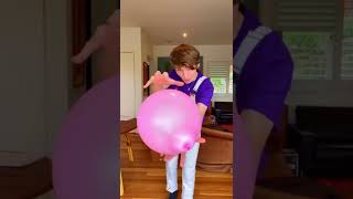 How to make a balloon FLOAT😳 #Shorts