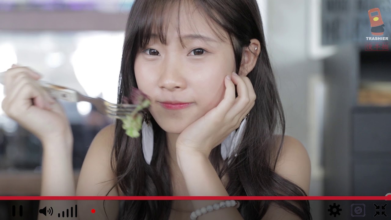 有個著得暴露既女朋友都幾麻煩 feat. amberrr.jpg｜慢半拍