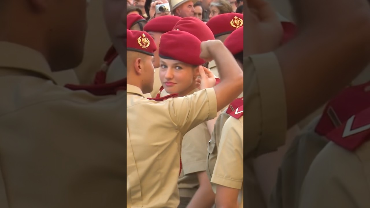 Los gestos de camarader&iacute;a entre la #princesaleonor y sus compa&ntilde;eros de la Academia Militar #leonor