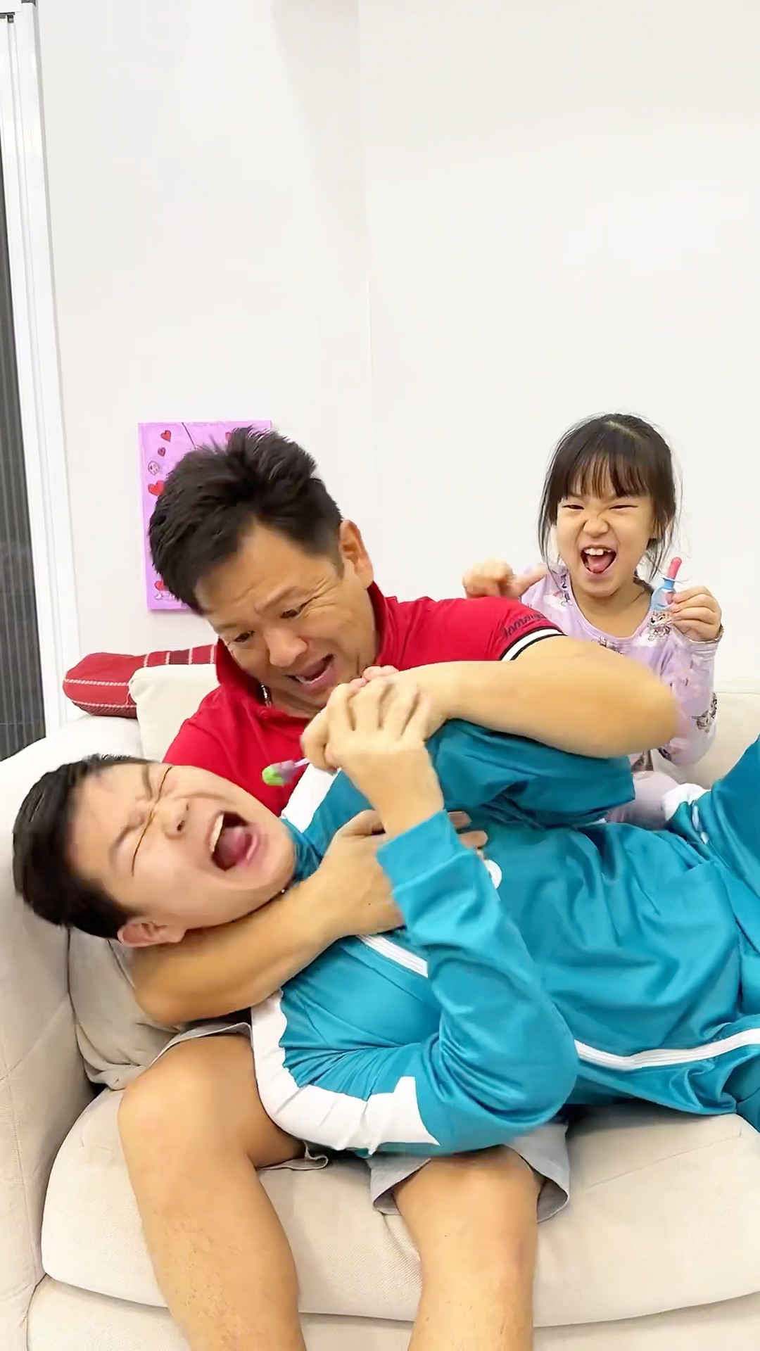 Omg ?‍?? LeoNata family #shorts