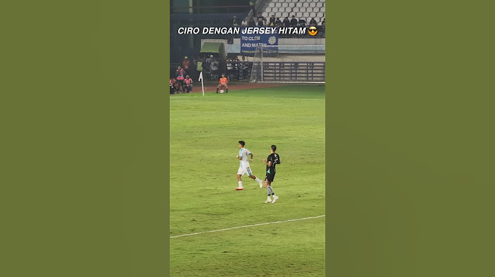 TERLIHAT GAGAH, AKSI CIRO ALVES MENGGUNAKAN JERSEY HITAM PERSIB! #SHORTS