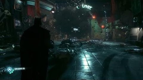 BATMAN™ destroys Penguin