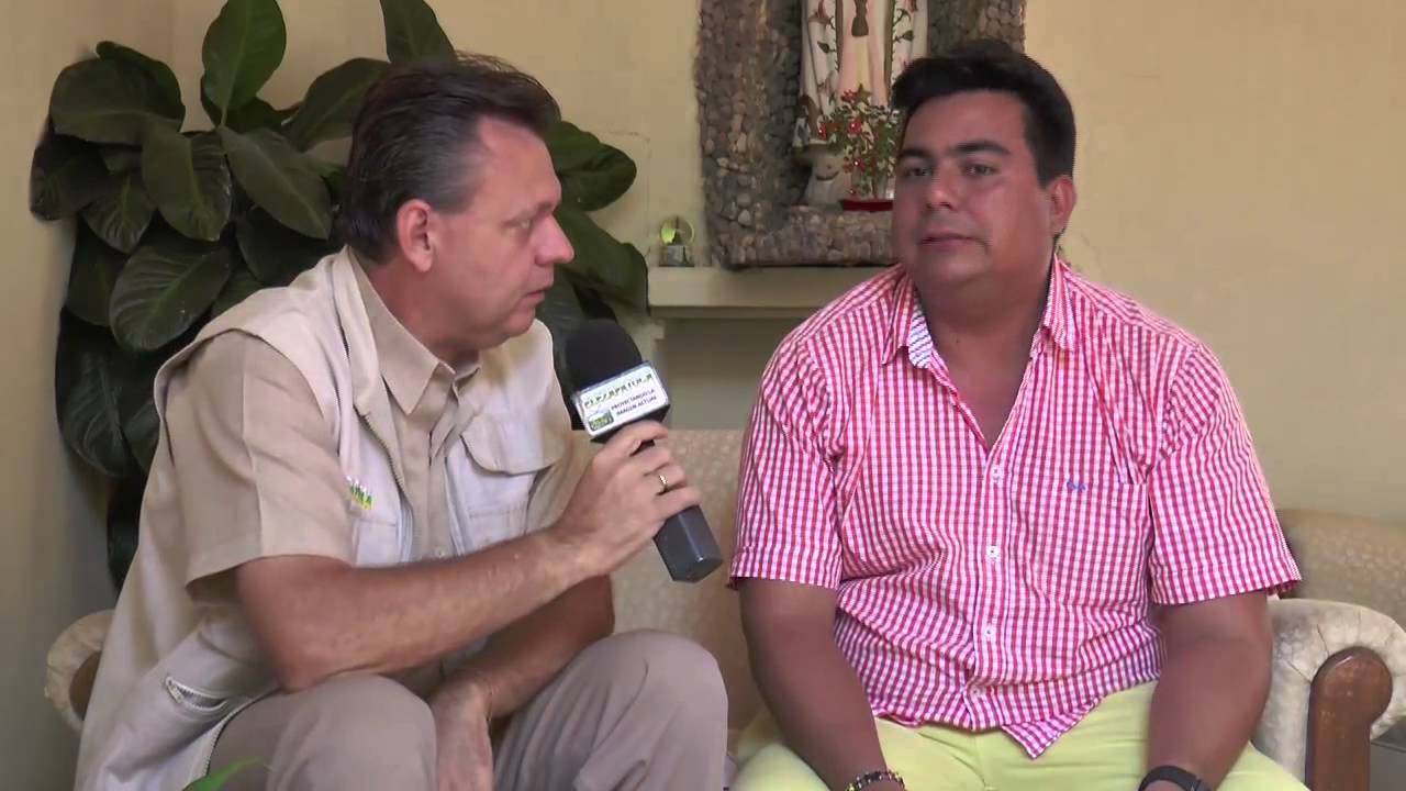 7/11/15 Avanza campeonato de fútbol sala en el Cipres. camera iphone 8 plus apk