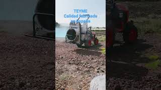 KUBOTA B2401D y TEYME ASM1-200 aspersora de turbina con deflector aplicando en Zarzamora, Zamora