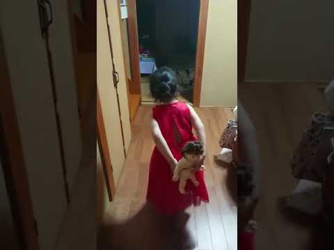 おしりかじり虫 独特なダンス笑