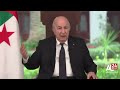 الرئيس الجزائري عبد المجيد تبون يجري اللقاء الإعلامي الدوري مع ممثلي الصحافة الجزائرية