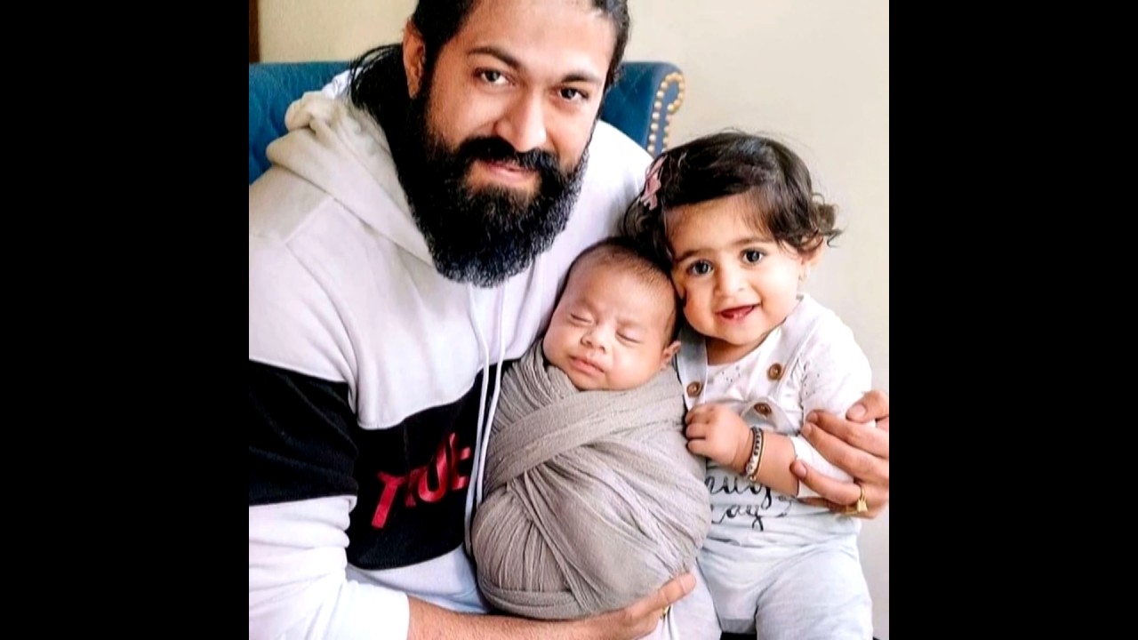 ROCKING STAR YASH  FAMILY💞❣️
