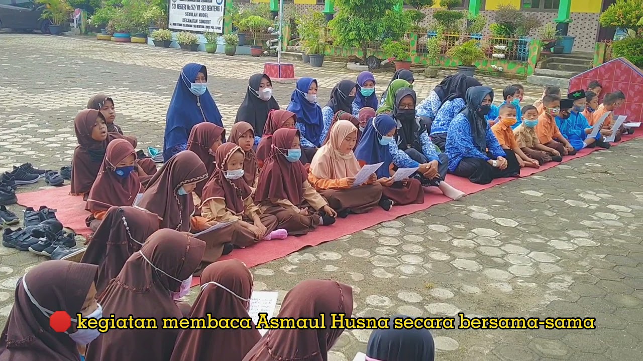 KEGIATAN RUTIN JUMAT PAGI SD NEGERI 57 SUNGAI BENTENG 1