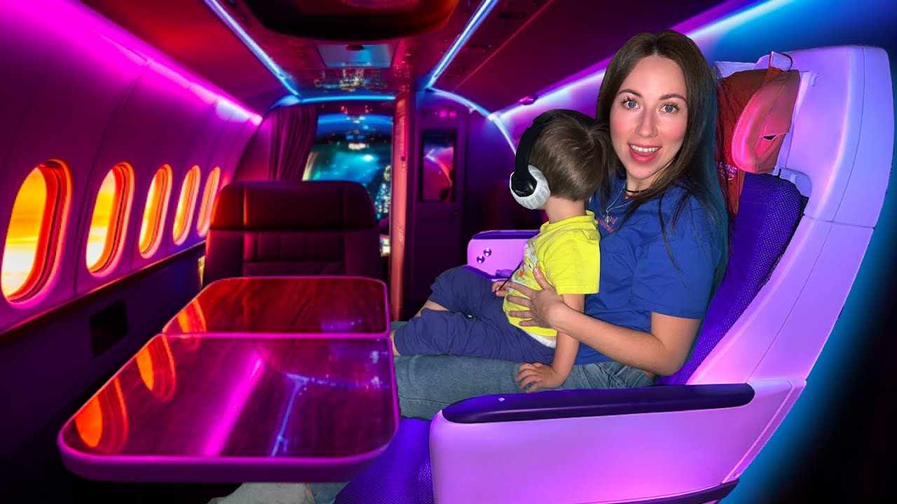 КОМФОРТ КЛАСС в САМОЛЕТЕ Обзор ЧЕМ КОРМЯТ - ЛЕТИМ Домой Собака Джина Встречает | Elli Di