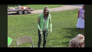 Women Gets Gunged For Charity 5