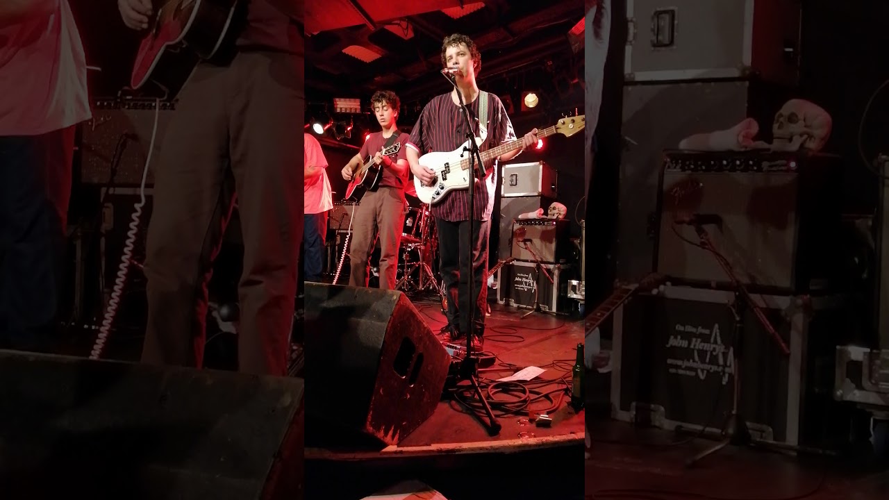 Twin Peaks - Unfamiliar Sun Live in Berlin 08/10/2019