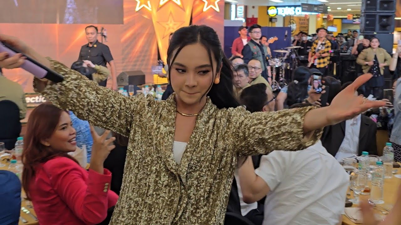 LYODRA live at Mall Ciputra Jakarta 26 Februari 2025