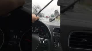 Araba Snapleri̇ Yağmurlu Hava