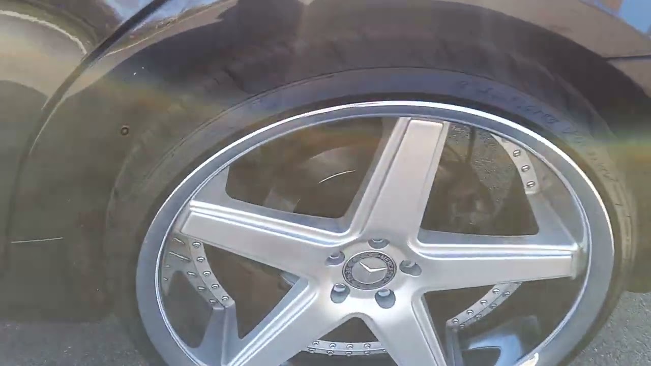 Cali Caponez 2014 CLS550 Benz On 22'z