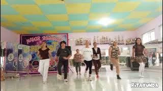 ANTARA KAU DIA & AKU - OM LORENZA | VIRAL TIKTOK | SENAM KREASI | CHOREO BY RITAYUNDA