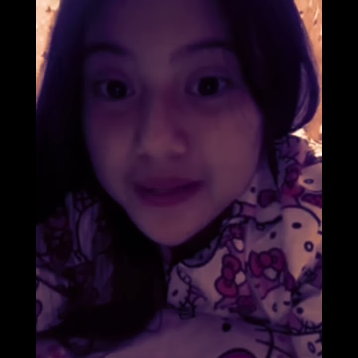 Story wa - cewe cantik bangunin sahur