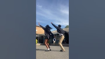 Ah Ah AH-holic 🤩 Amapiano dance challenge ✨ #amapianovibesworld #amapianotv #amapianodance #dance